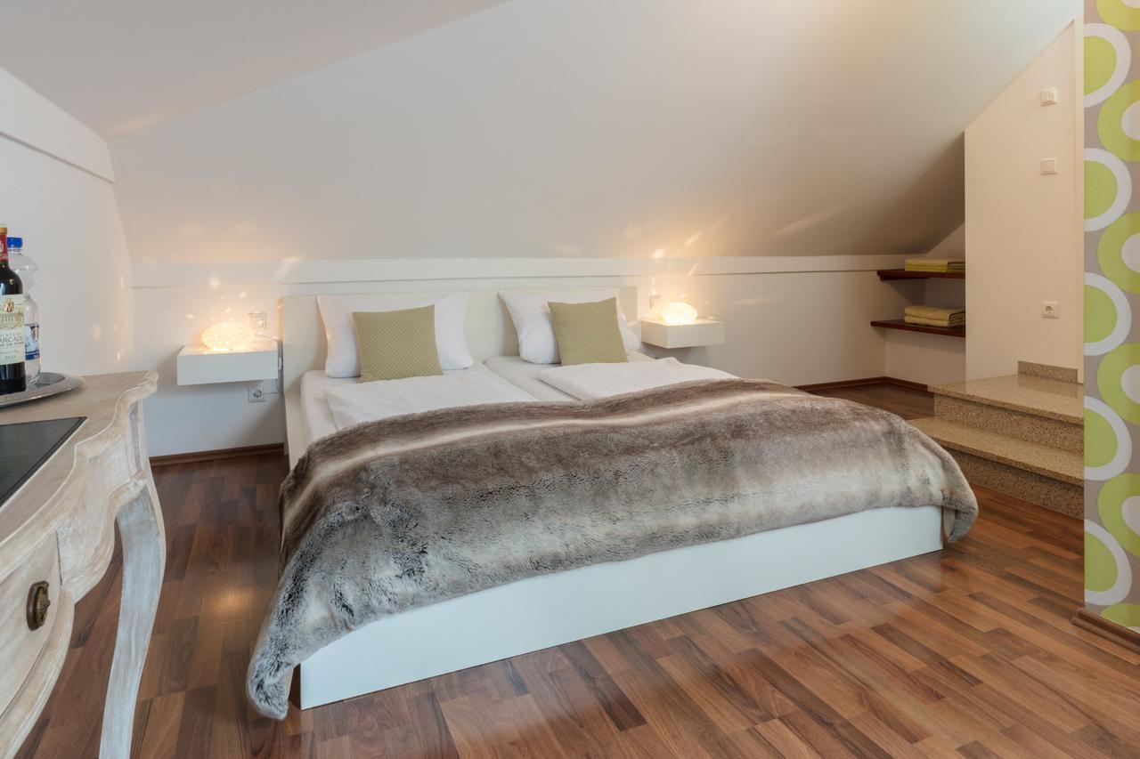 Hotel Villa Rosa Allershausen Dış mekan fotoğraf